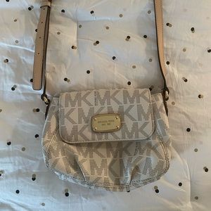MK purse